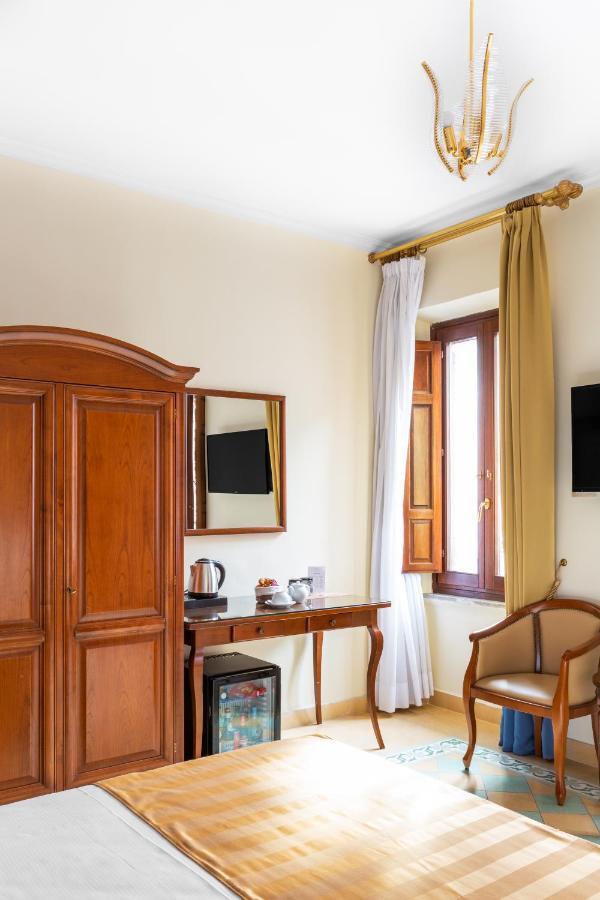 Hotel Piazza Di Spagna Rom Exteriör bild