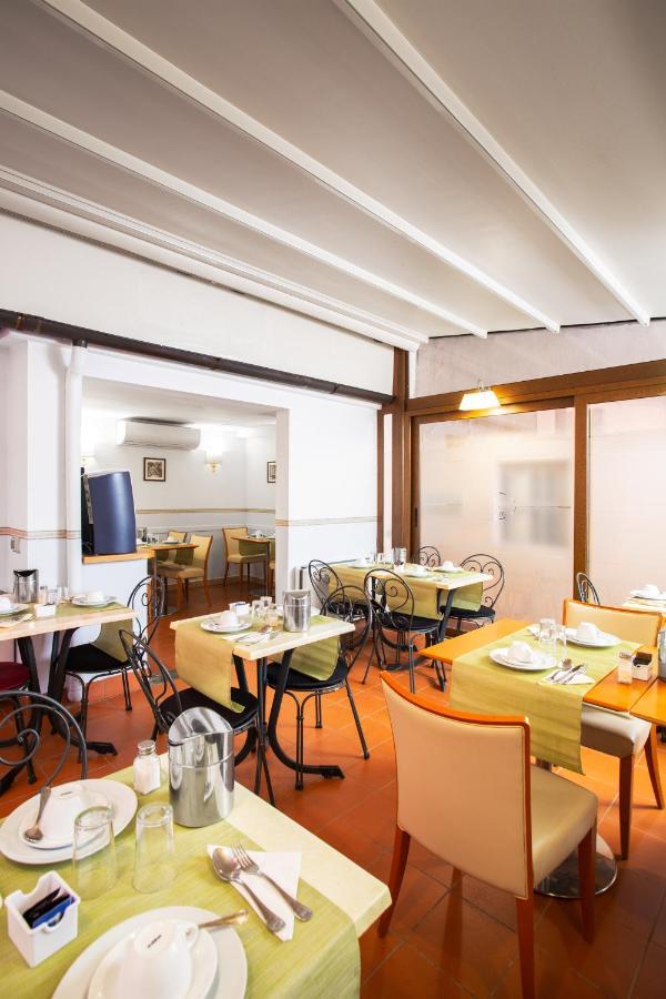Hotel Piazza Di Spagna Rom Exteriör bild